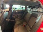 Opel Astra 2017 Punainen
