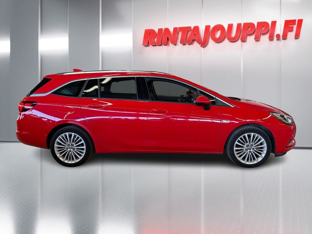 Opel Astra 2017 Punainen