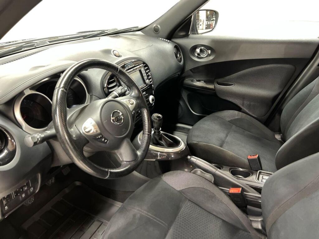 Nissan Juke 2016 Musta