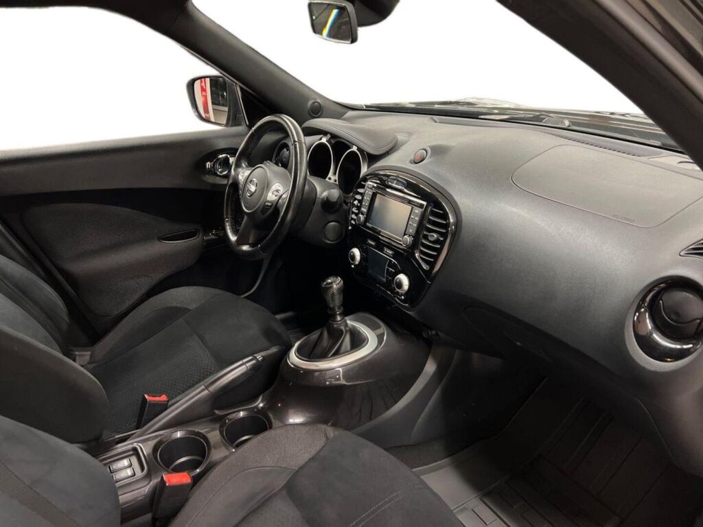 Nissan Juke 2016 Musta