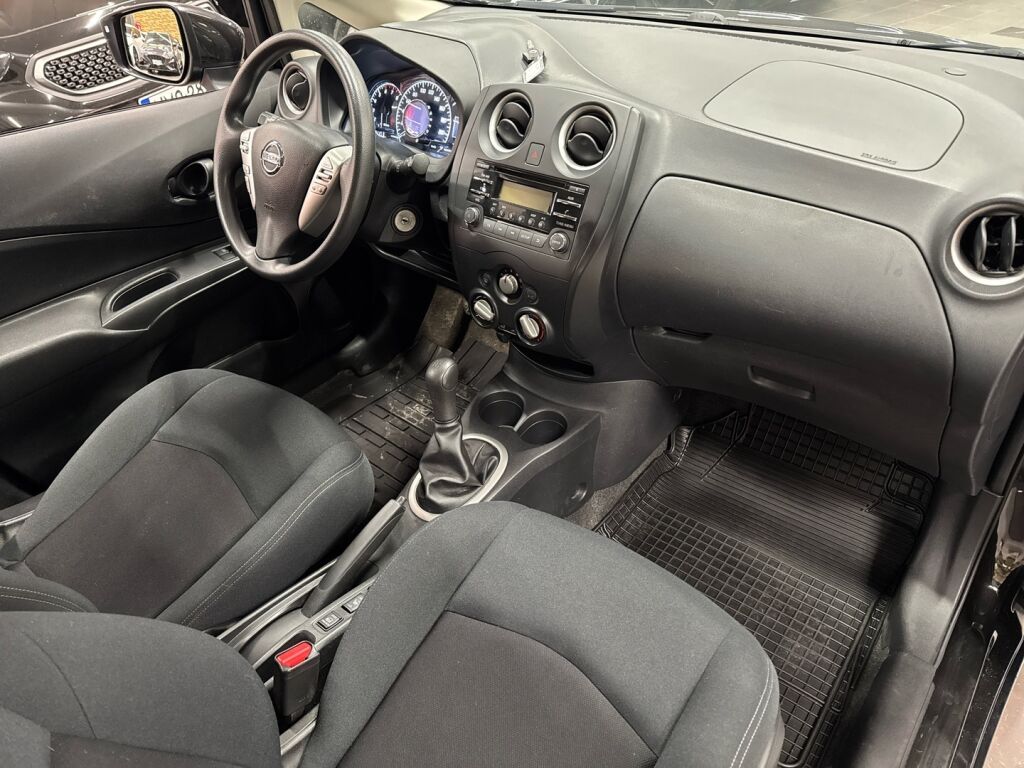 Nissan Note 2017 Musta