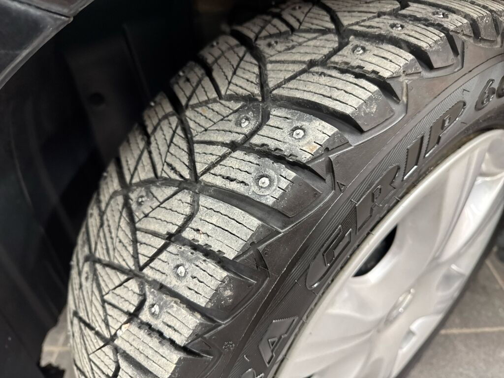 Nissan Note 2017 Musta