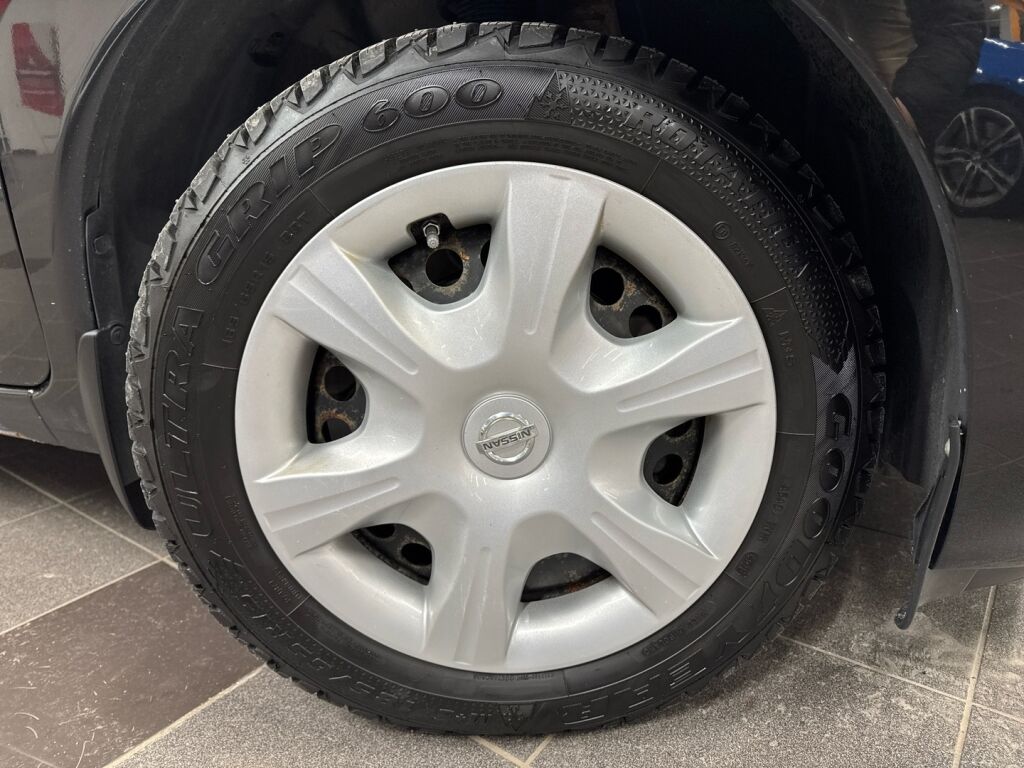 Nissan Note 2017 Musta