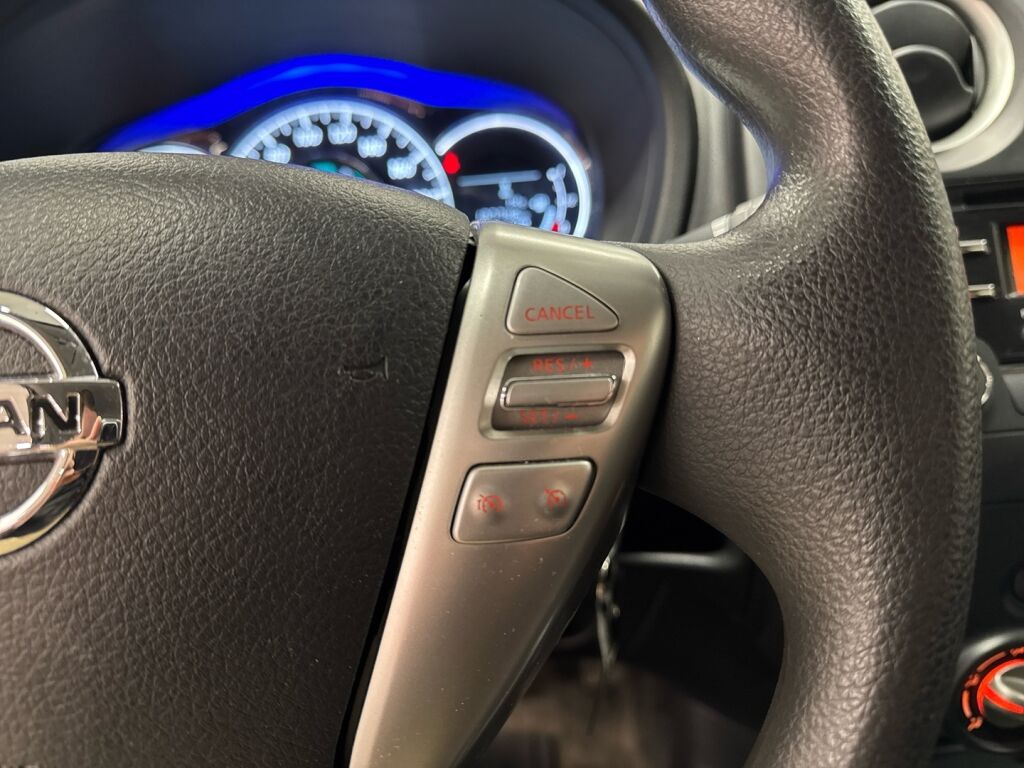 Nissan Note 2017 Musta