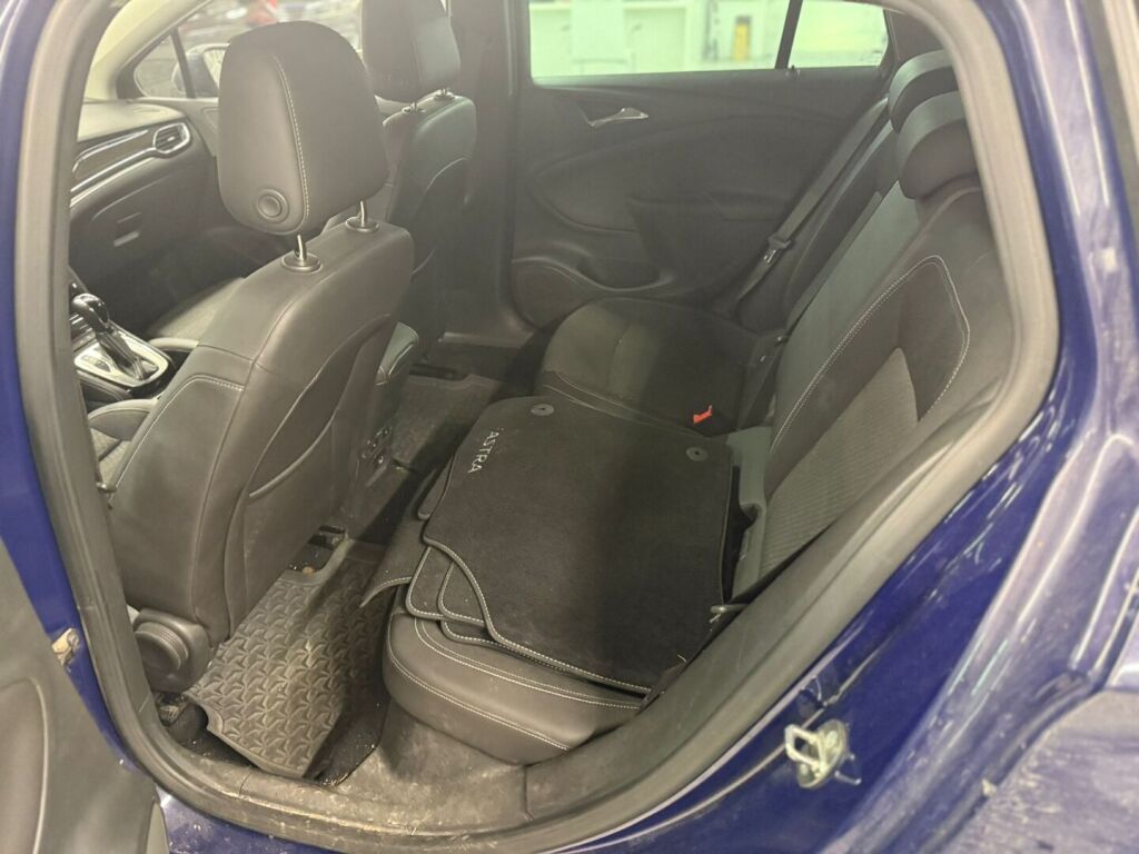 Opel Astra 2016 Sininen