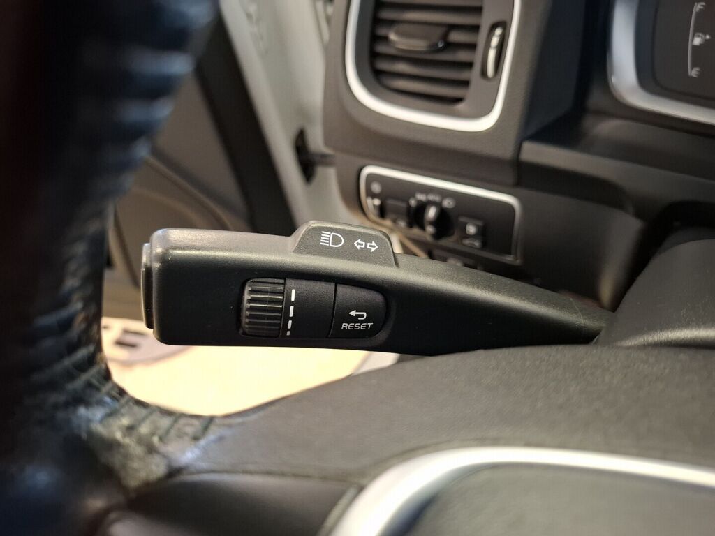 Volvo S60 Cross Country 2016 Valkoinen