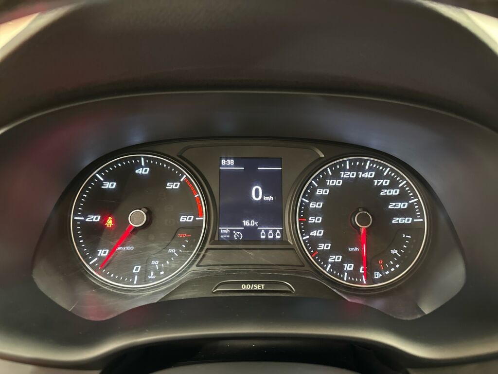 Seat Ateca 2017 Ruskea (beige)