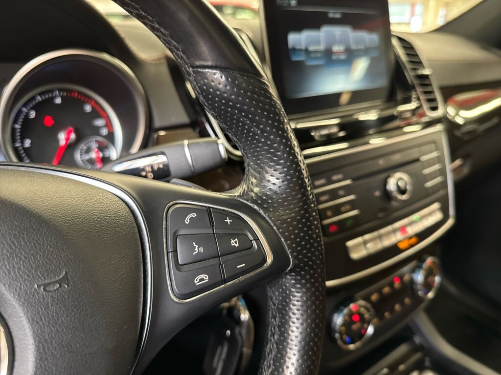 Mercedes-Benz GLE 2016 Musta