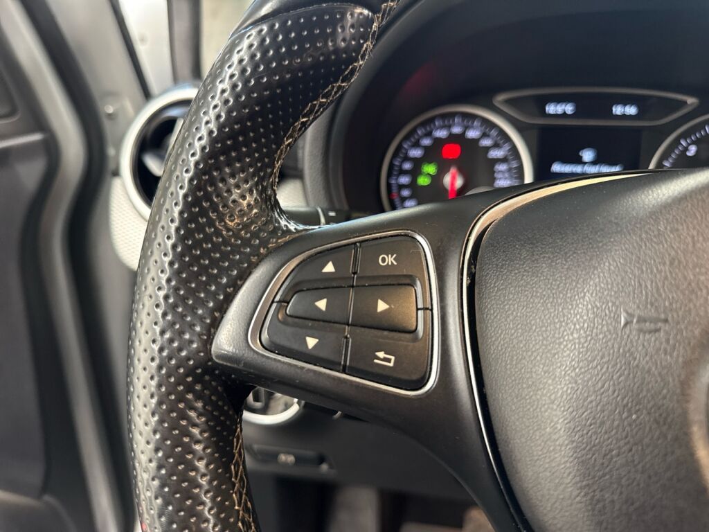 Mercedes-Benz B 2015 Harmaa