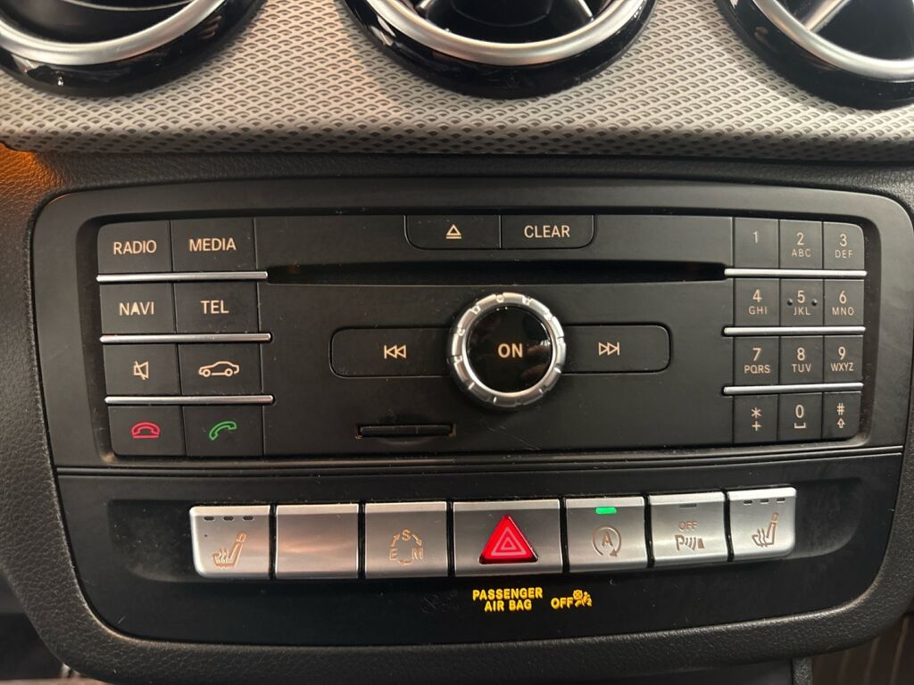 Mercedes-Benz B 2015 Harmaa