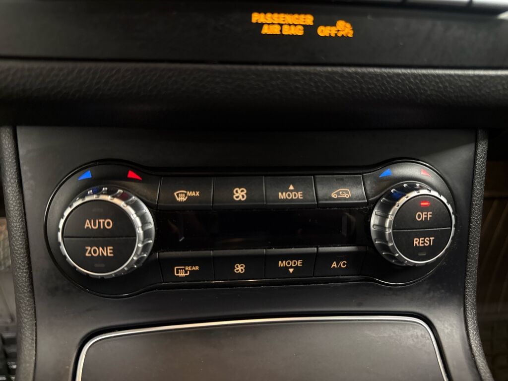 Mercedes-Benz B 2015 Harmaa