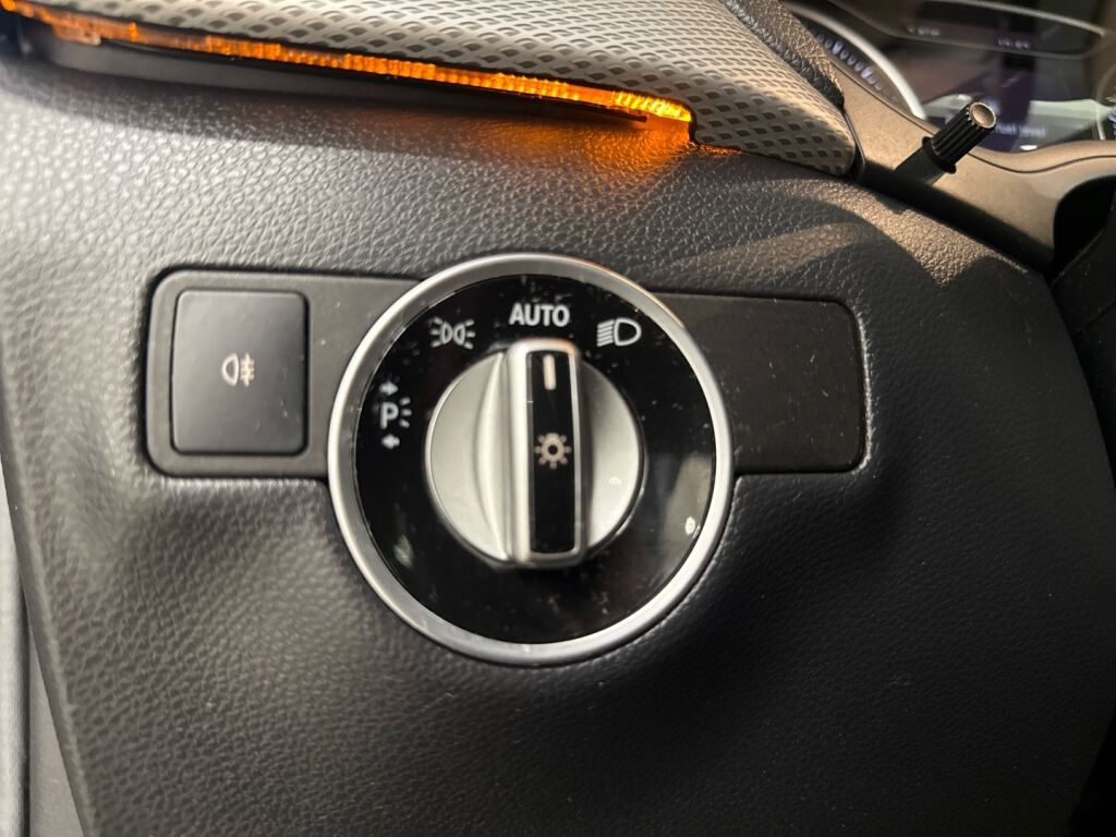 Mercedes-Benz B 2015 Harmaa