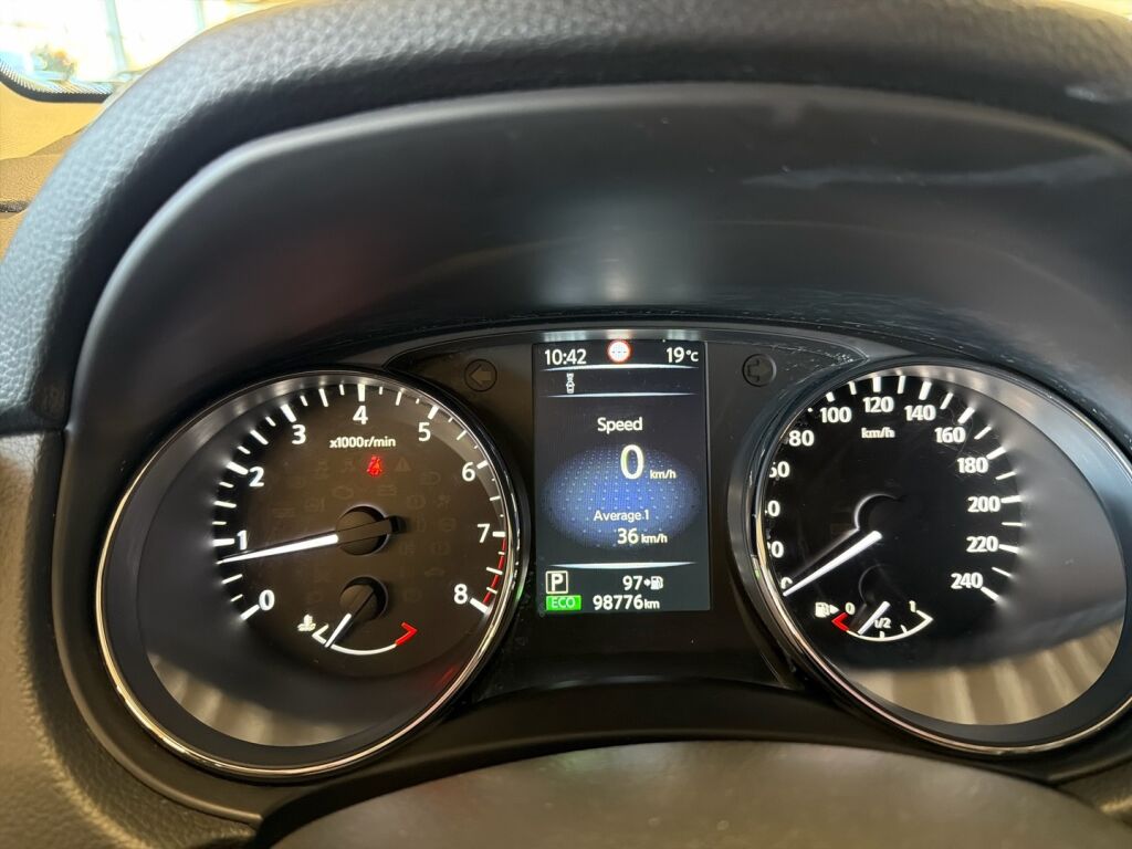Nissan Qashqai 2016 Hopea