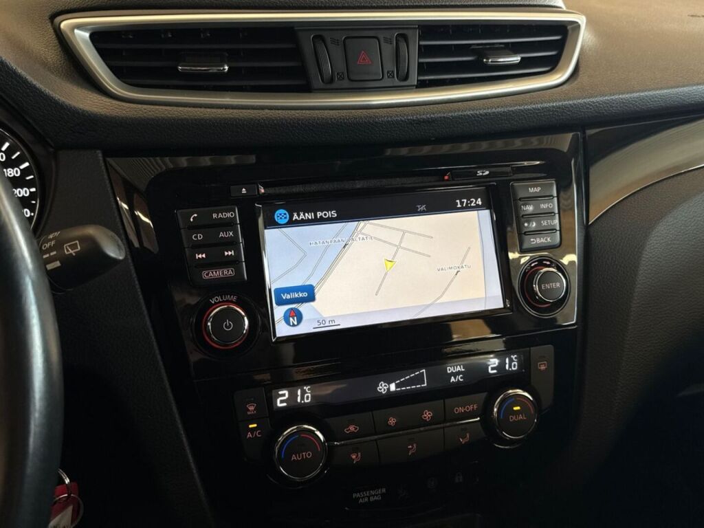 Nissan Qashqai 2017 Musta