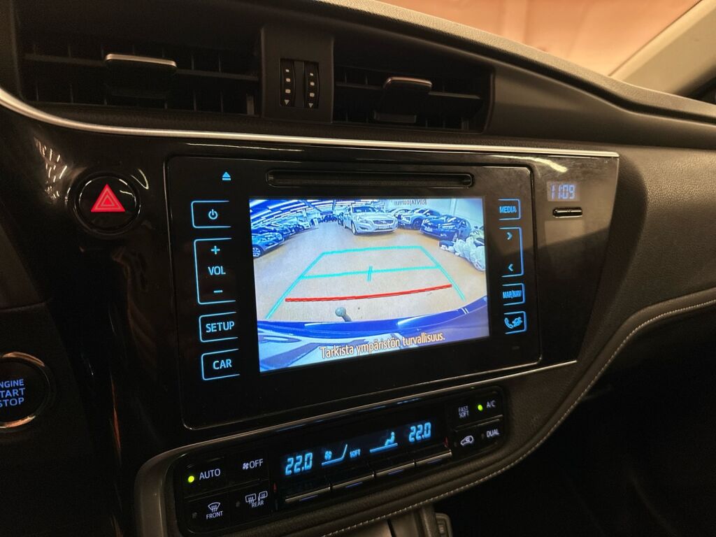 Toyota Auris 2017 Sininen