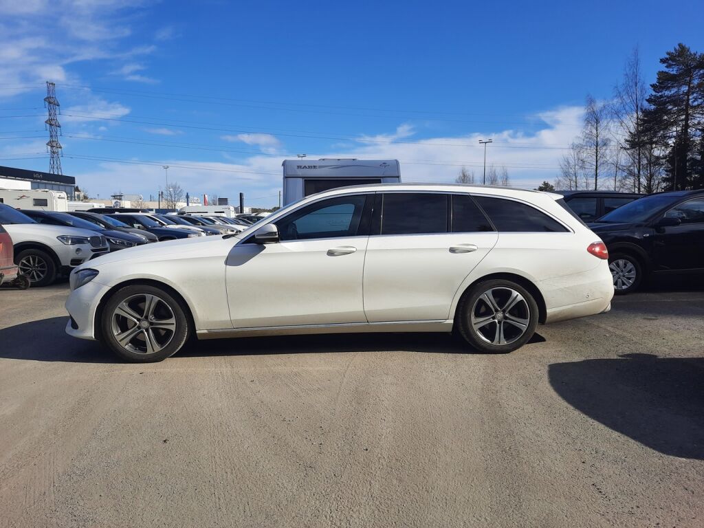 Mercedes-Benz E 2016 Valkoinen