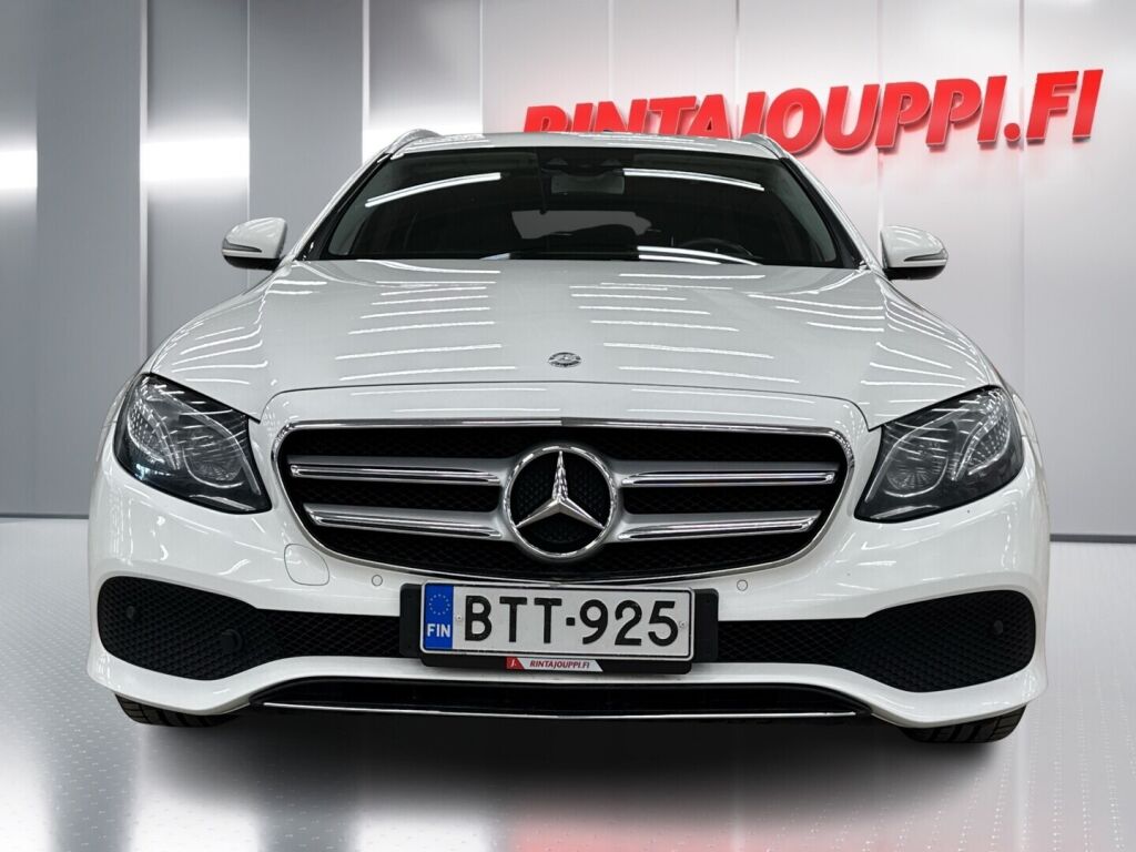 Mercedes-Benz E 2016 Valkoinen