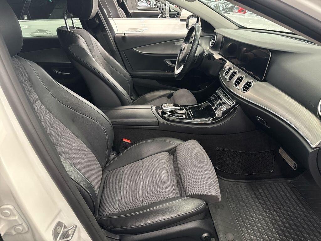 Mercedes-Benz E 2016 Valkoinen