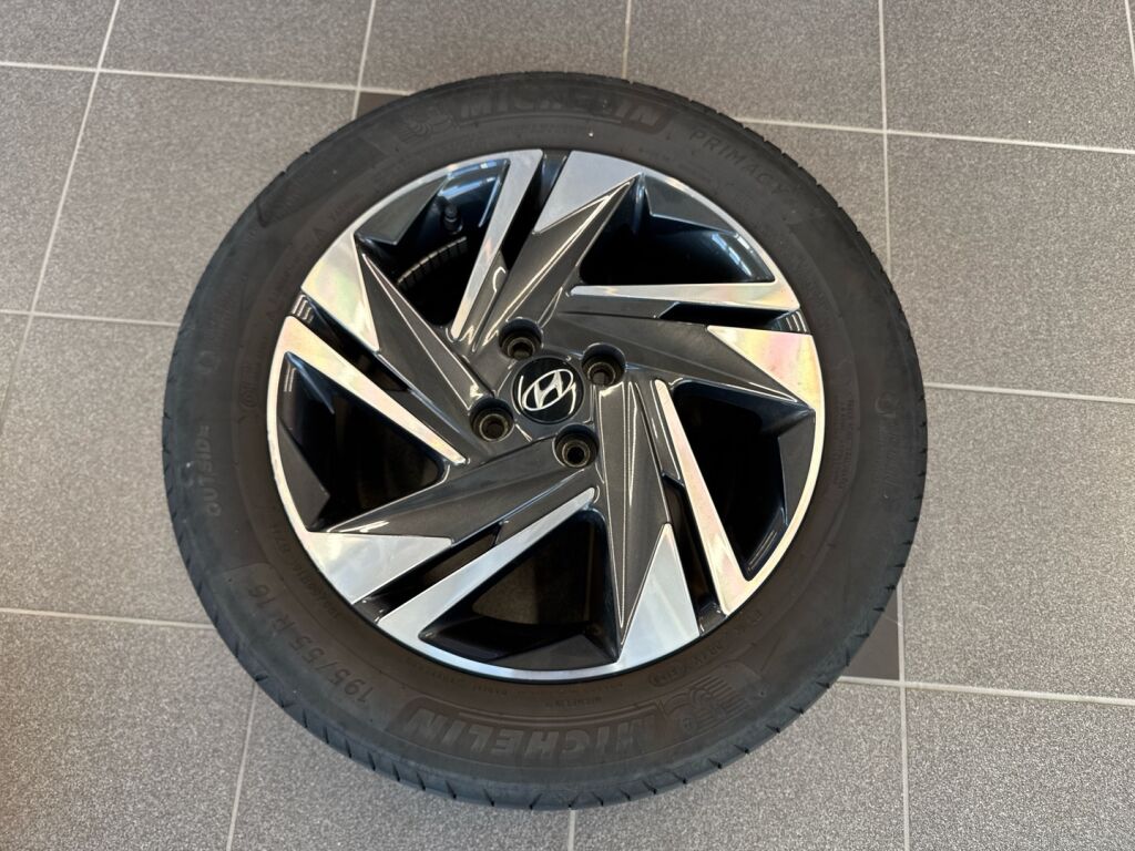 Hyundai i20 Hatchback 2021 Sininen