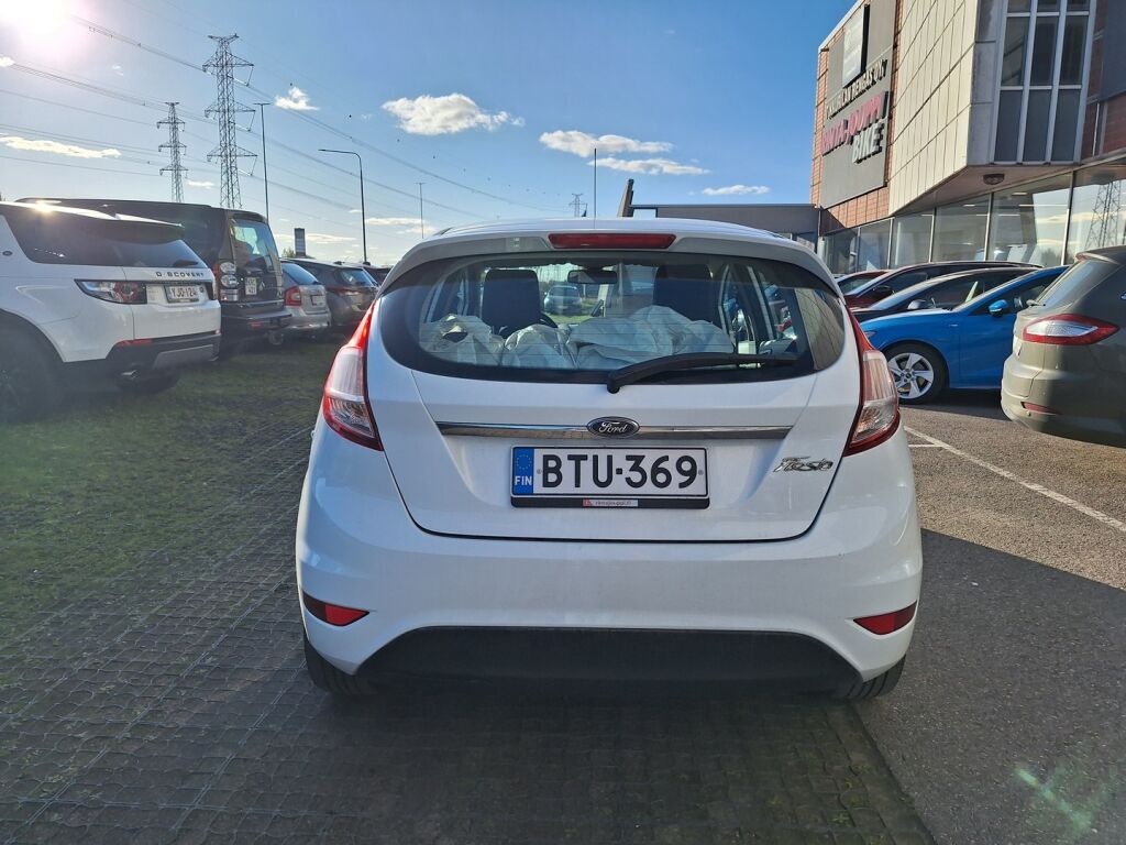 Ford Fiesta 2016 Valkoinen
