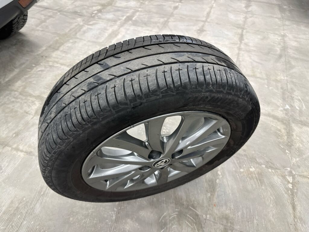 Toyota Yaris 2016 Hopea