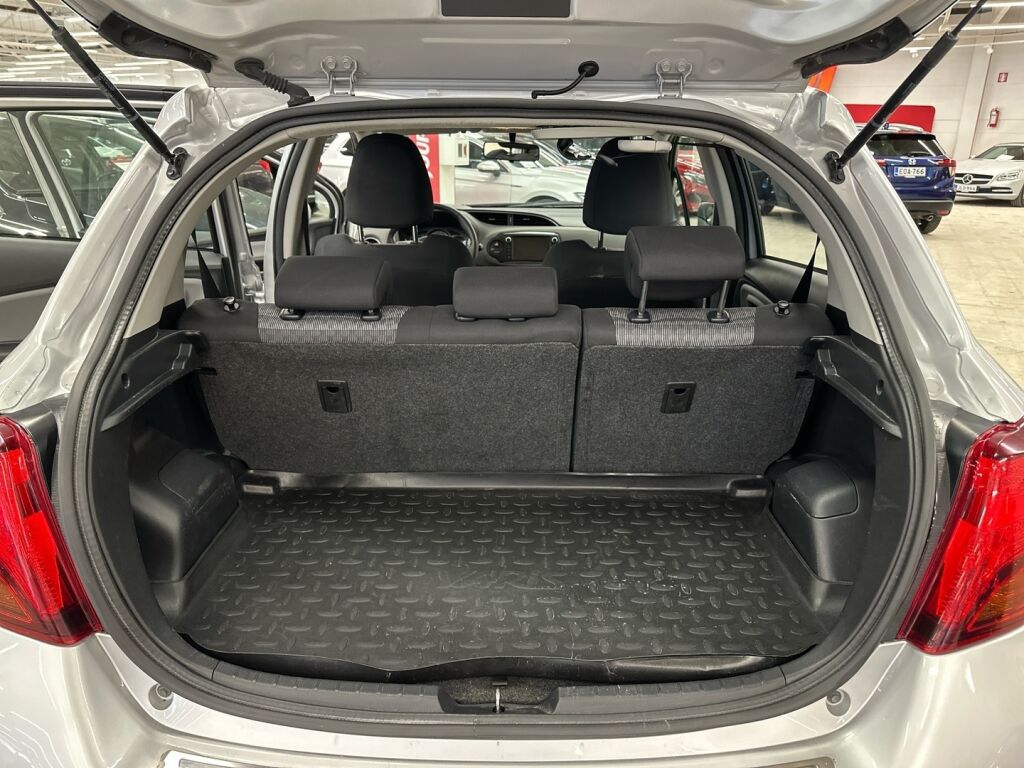 Toyota Yaris 2016 Hopea