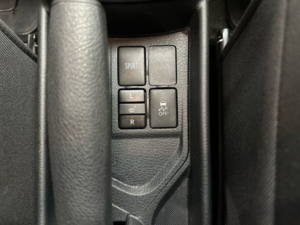 Toyota Yaris 2016 Hopea