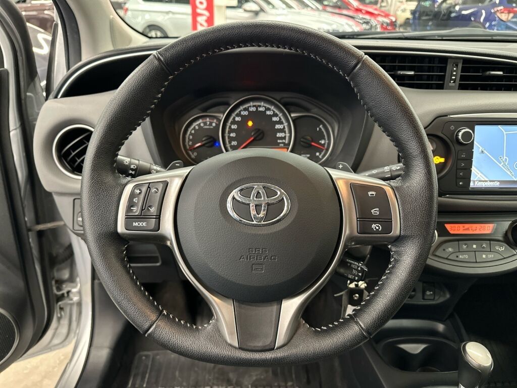 Toyota Yaris 2016 Hopea