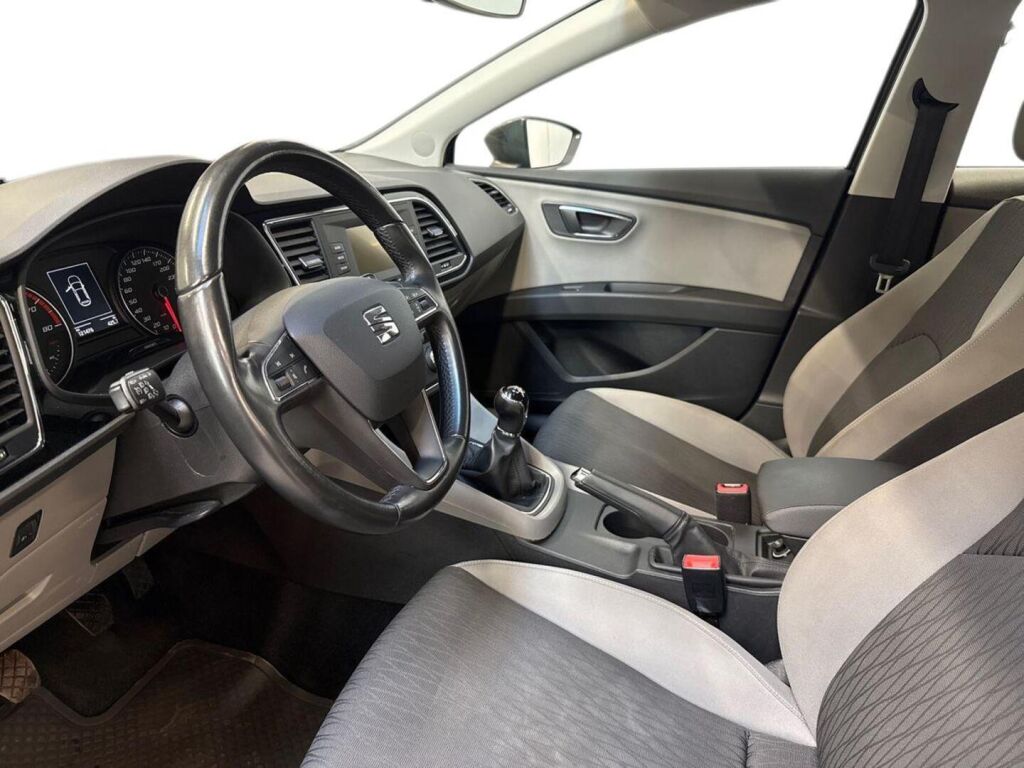 Seat Leon ST 2016 Harmaa