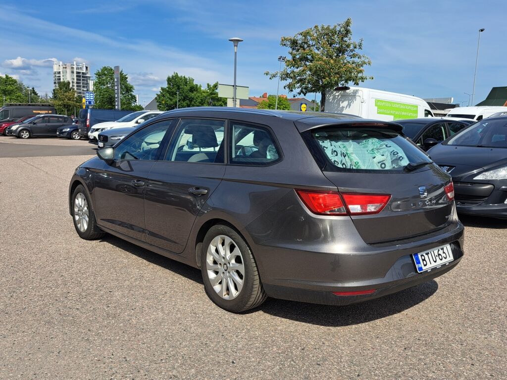 Seat Leon ST 2016 Harmaa