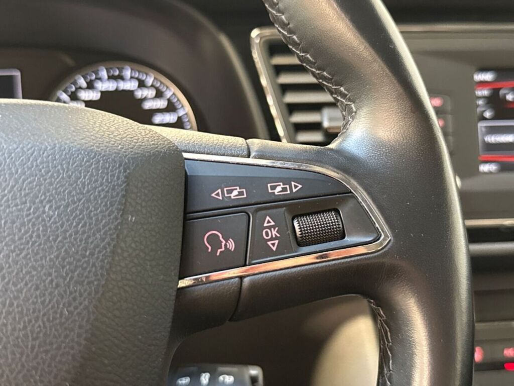 Seat Leon ST 2016 Harmaa