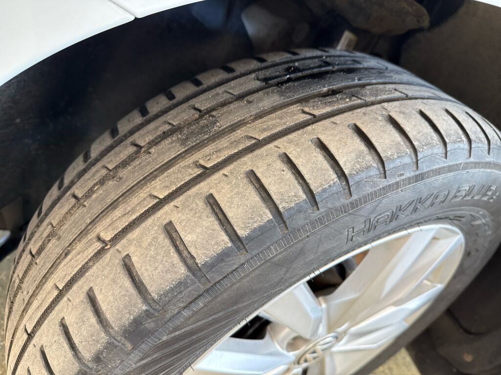 Volkswagen Touran 2016 Valkoinen