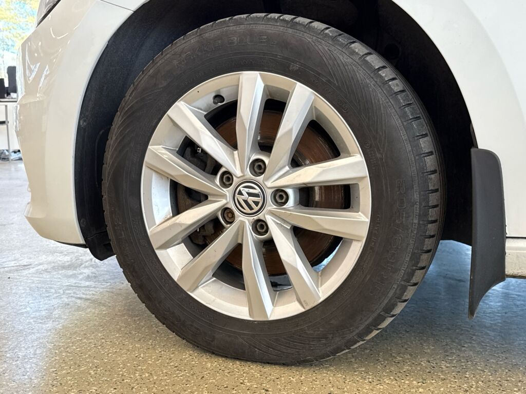 Volkswagen Touran 2016 Valkoinen