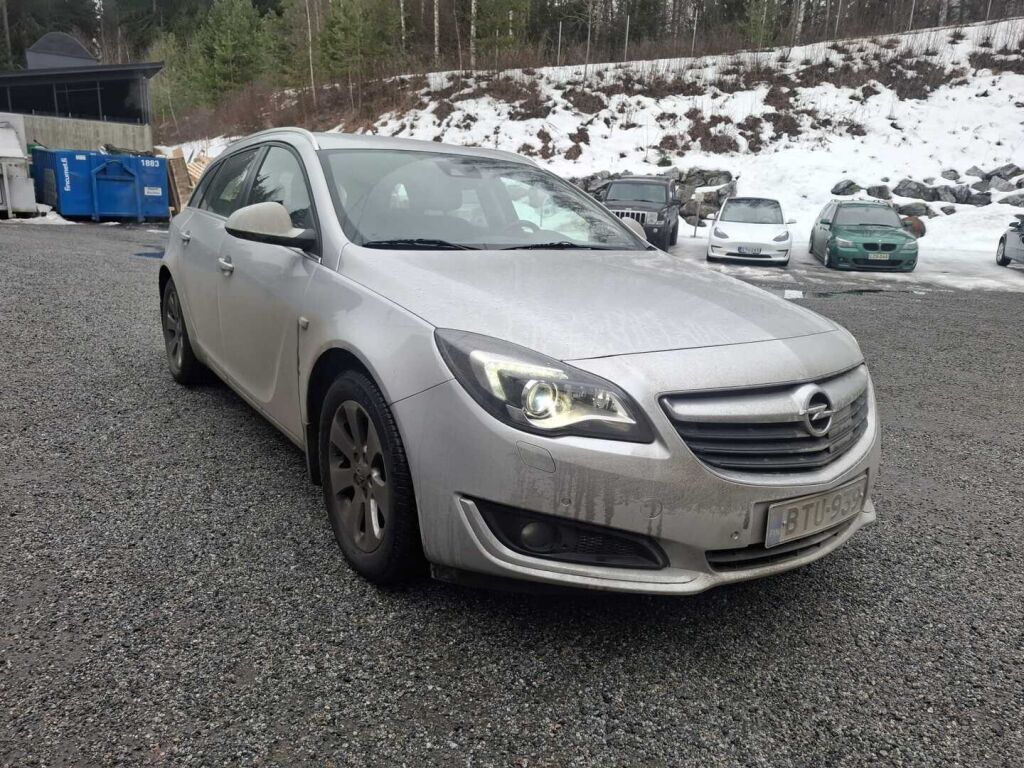Opel Insignia 2016 Hopea