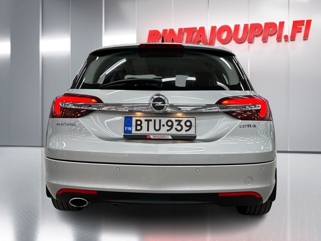 Opel Insignia 2016 Hopea