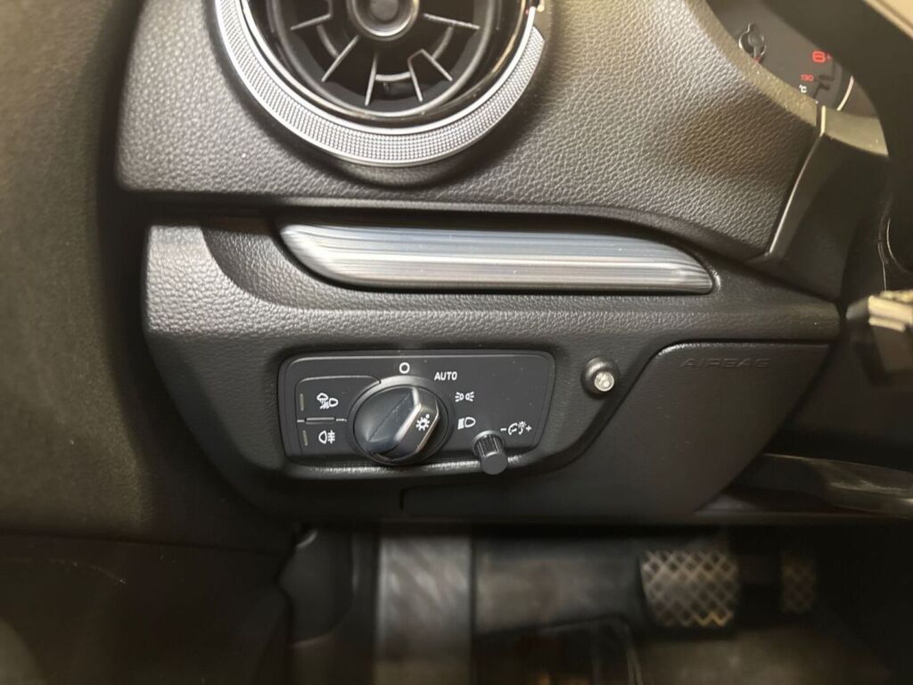 Audi A3 2017 Keltainen