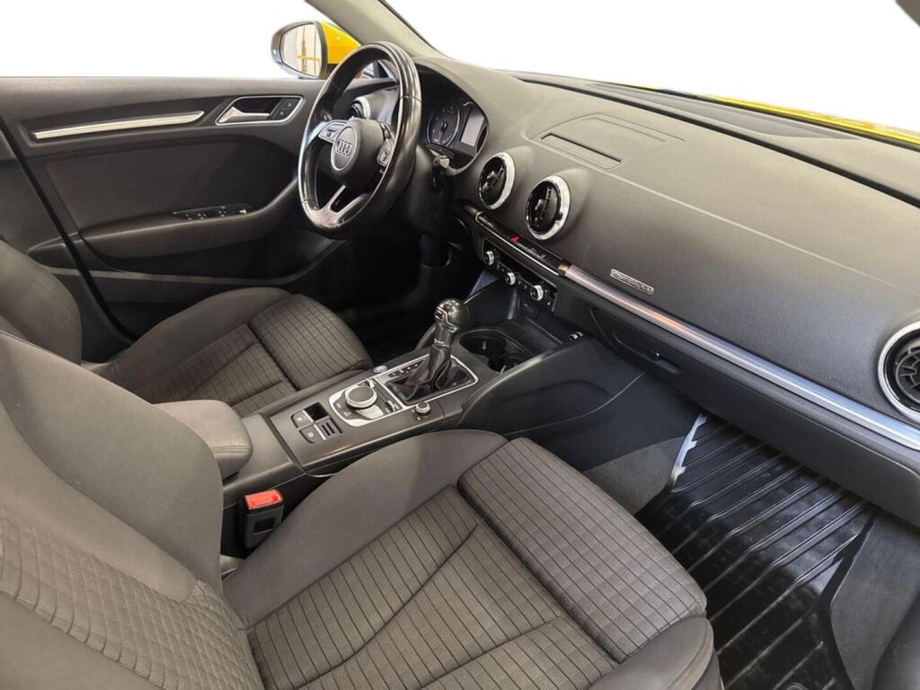 Audi A3 2017 Keltainen