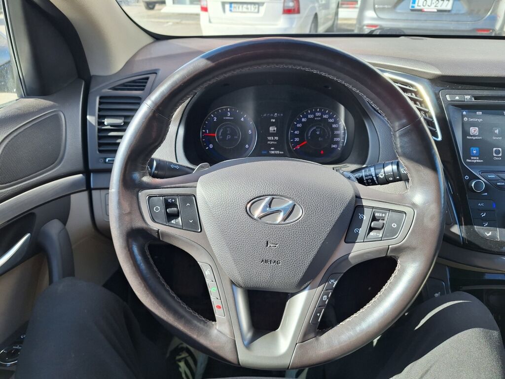 Hyundai i40 Wagon 2016 Ruskea (beige)