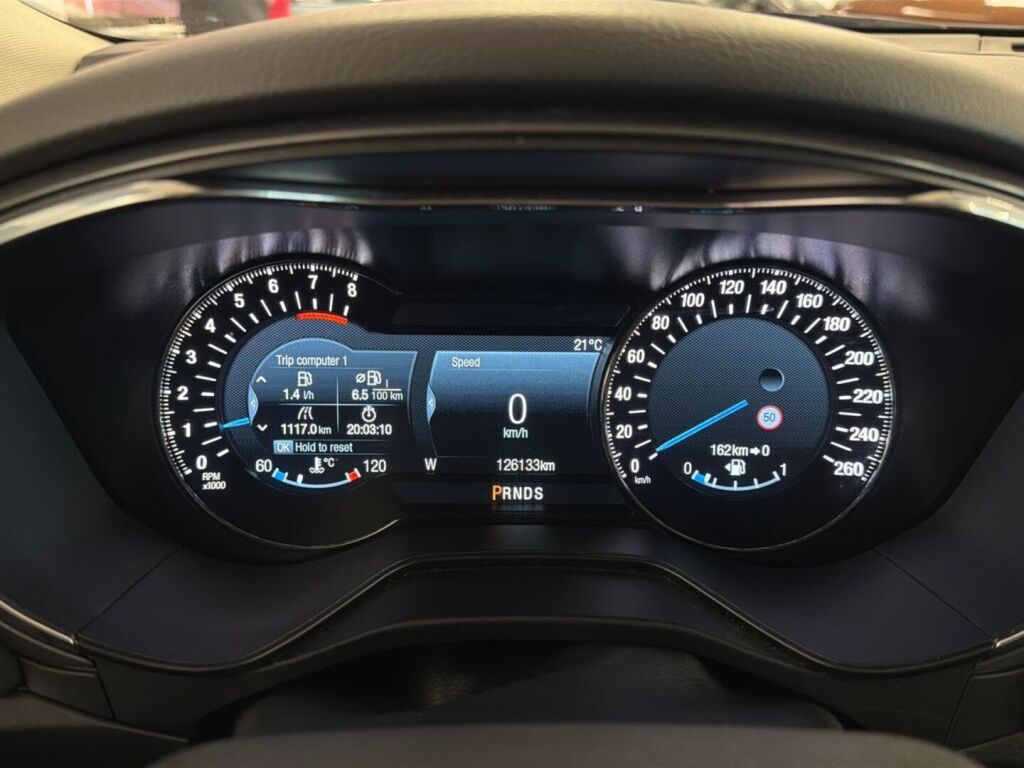 Ford Mondeo 2017 Musta