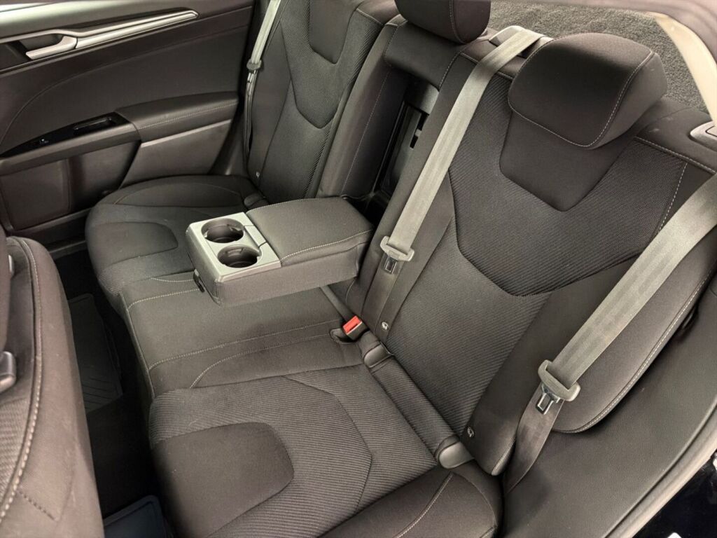 Ford Mondeo 2017 Musta