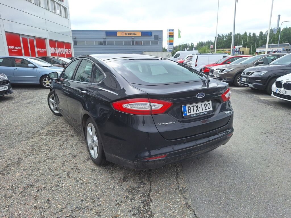Ford Mondeo 2017 Musta