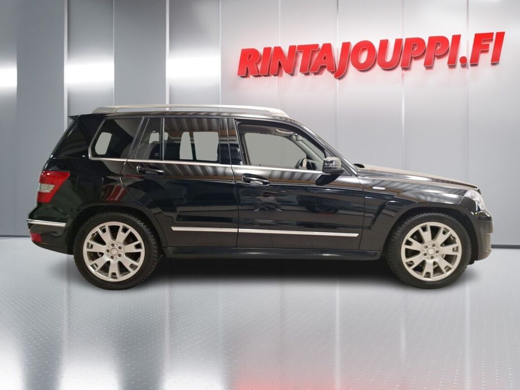 Mercedes-Benz GLK 2010 Musta