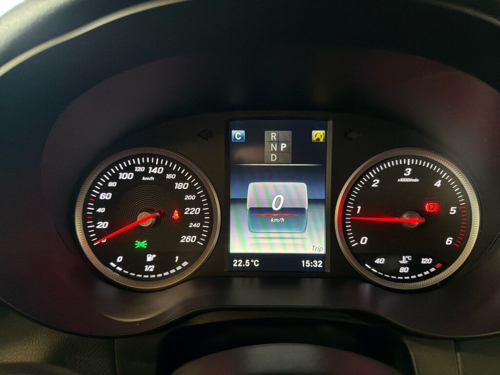 Mercedes-Benz GLC 2017 Harmaa