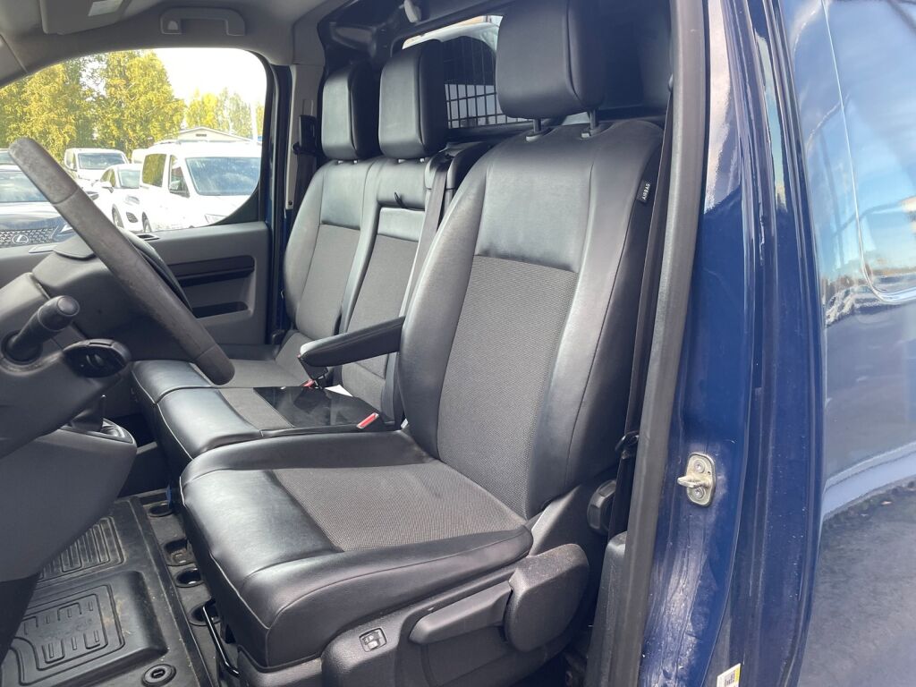 Toyota Proace 2017 Sininen
