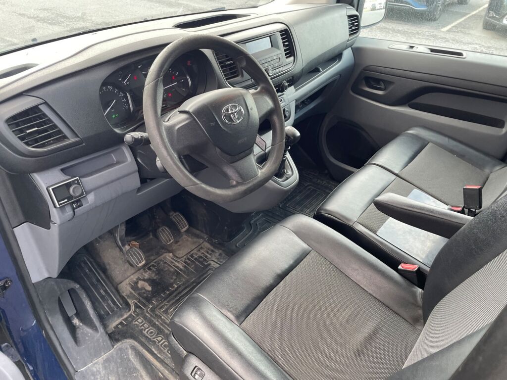Toyota Proace 2017 Sininen