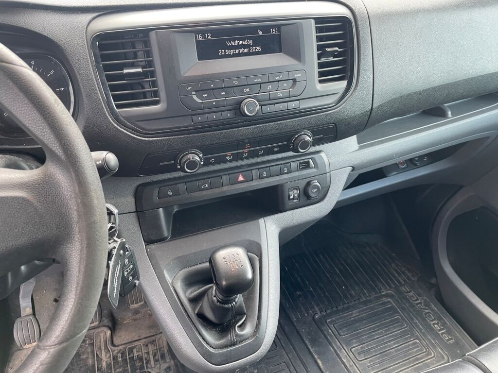 Toyota Proace 2017 Sininen