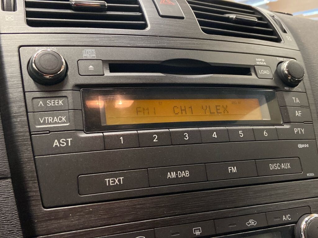 Toyota Avensis 2009 Sininen