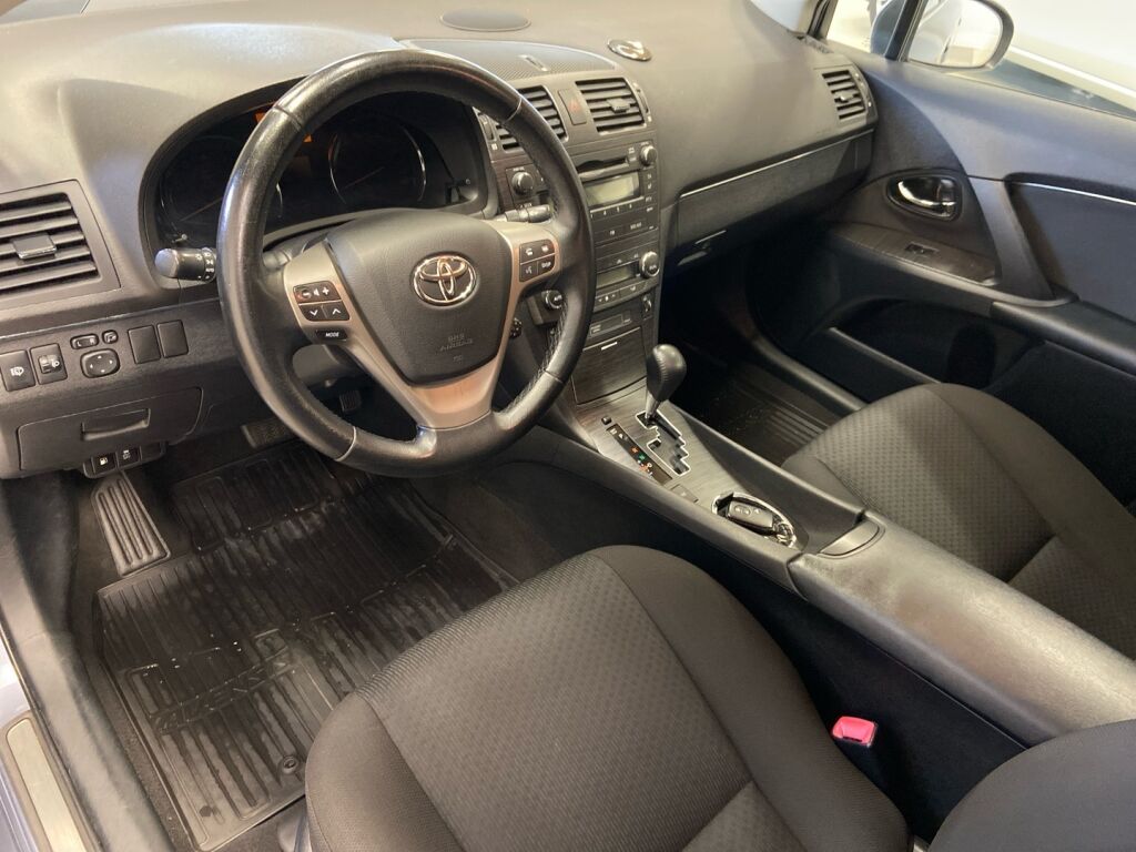 Toyota Avensis 2009 Sininen