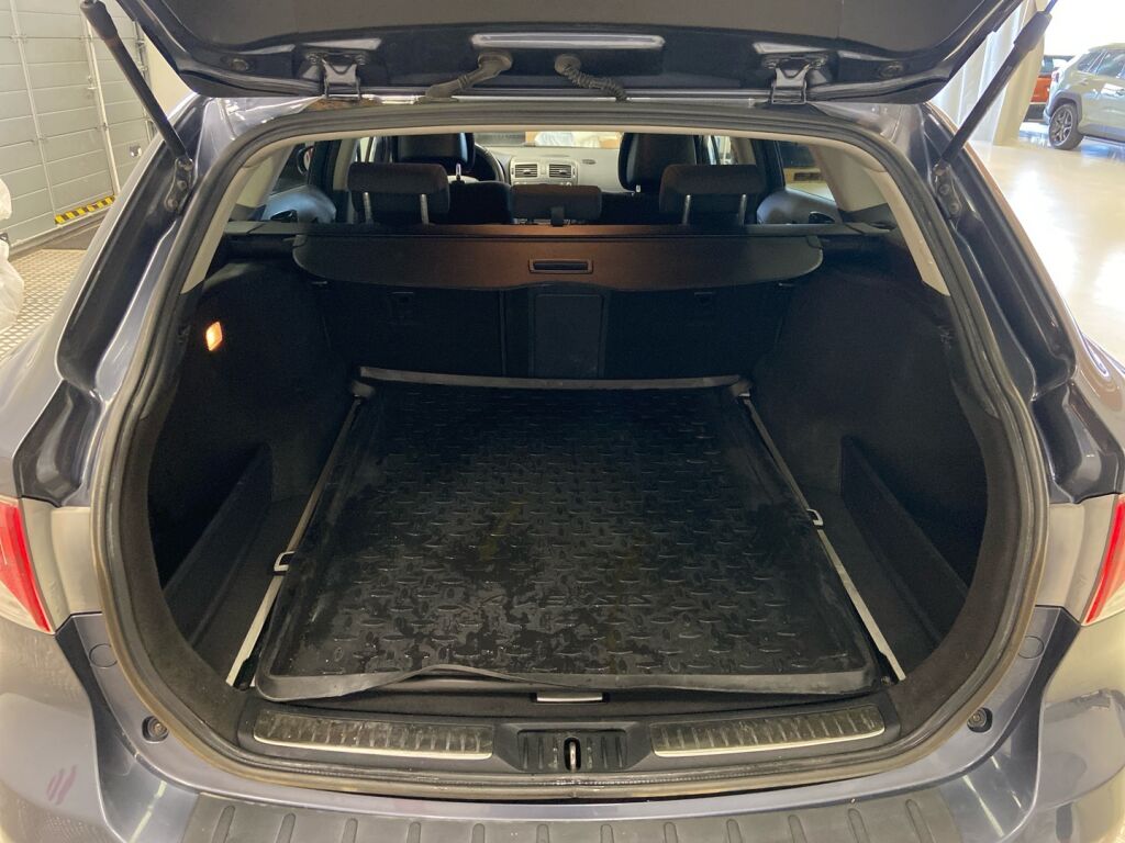 Toyota Avensis 2009 Sininen