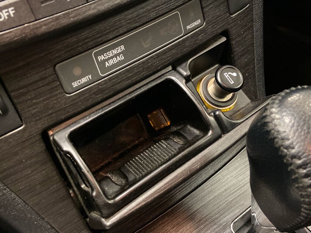 Toyota Avensis 2009 Sininen